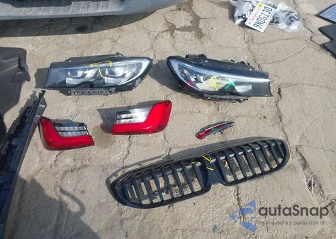 2021 BMW 3 Series 330E from USA, damaged, VIN 3MW5P7J01M8C08731